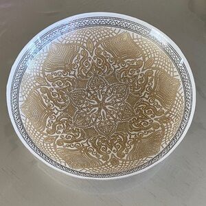 Elegant Gold and White Decorative Plate